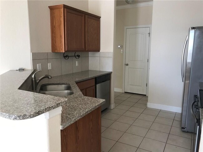 Photo - 700 Mandarin Flyway