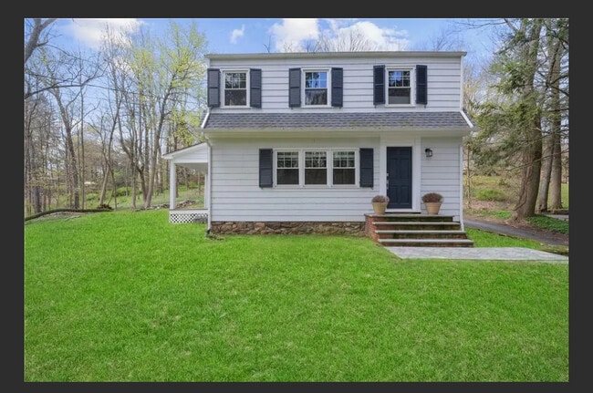 Photo - 110 Douglas Rd House