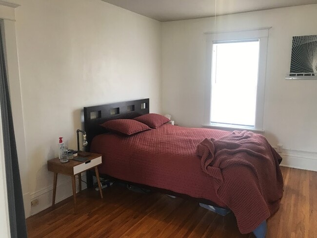 Photo - 1822 Pierce St NE Unidad #2