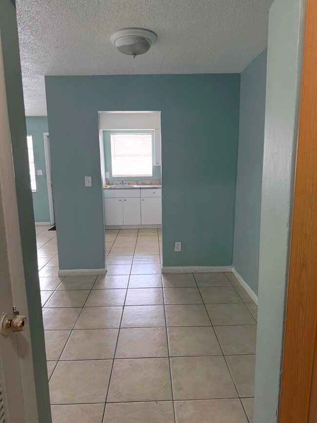 Photo - 3701 SW 59th Terrace Unidad 11