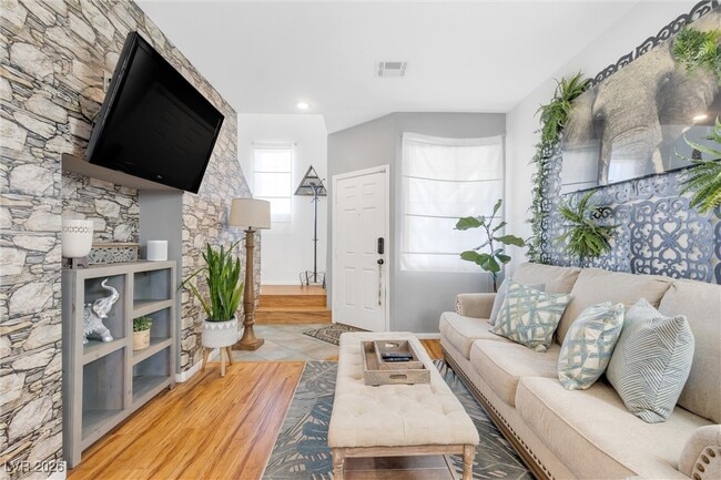 Photo - 7551 Garden Village Ln