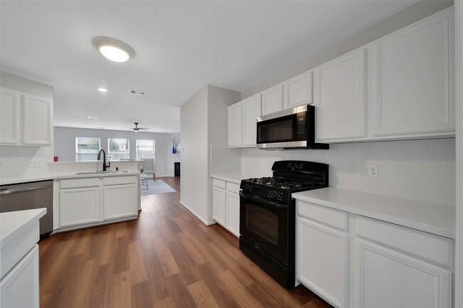 Photo - 3022 Madison Elm St