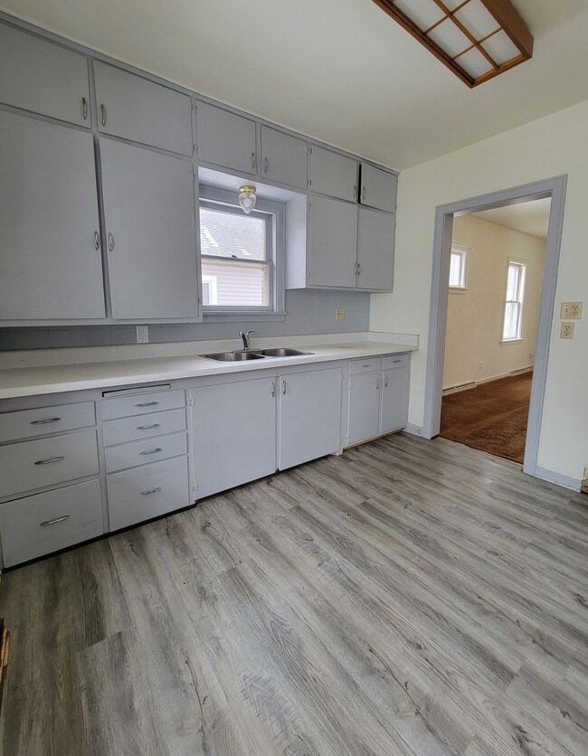 Photo - 1231 S 11th Ave