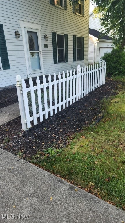 Photo - 7021 Longview Dr