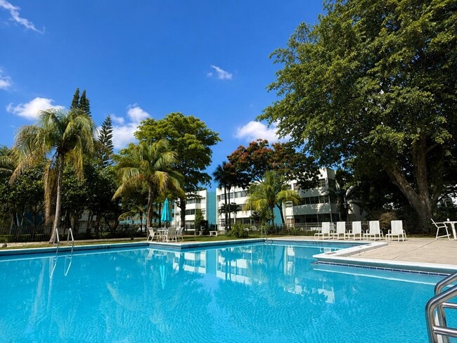 Photo - 5155 E Sabal Palm Blvd Unit 209
