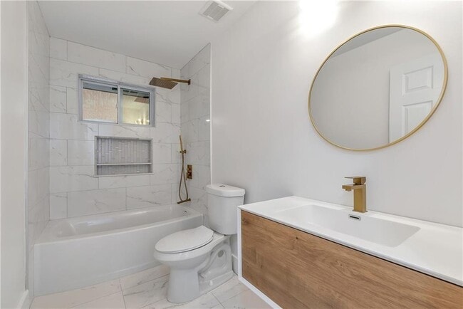 Photo - 3852 Pin Oak Cir