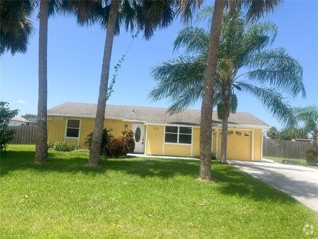Building Photo - 1573 SW Lexington Dr Rental