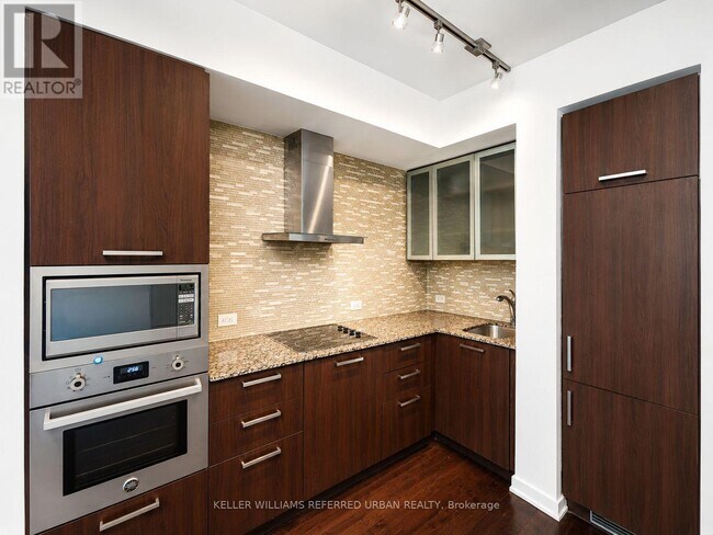 Photo - 14 York St Unit 4309
