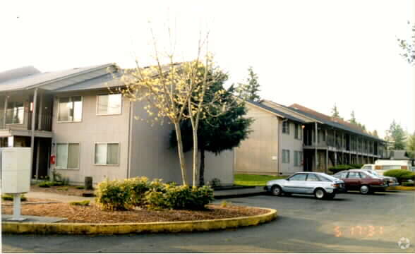 Photo - Scott Crest Plaza Apartments