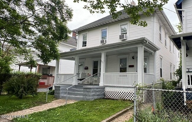 Building Photo - 921 Mattison Ave Rental