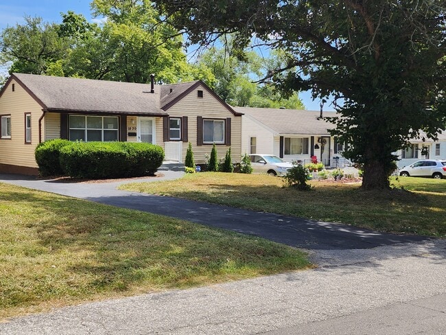 Photo - 1830 Ferguson Ave