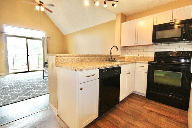 1342 Hunters Rd
