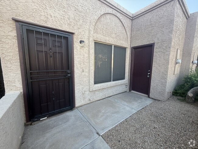 Building Photo - 20231 N 21st Dr Rental