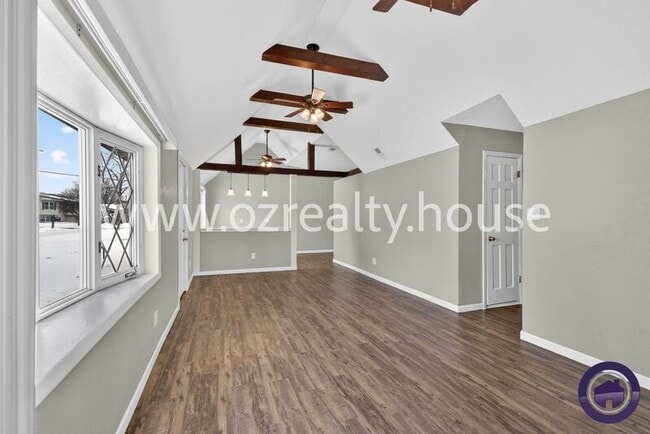 Photo - 307 Venice Dr