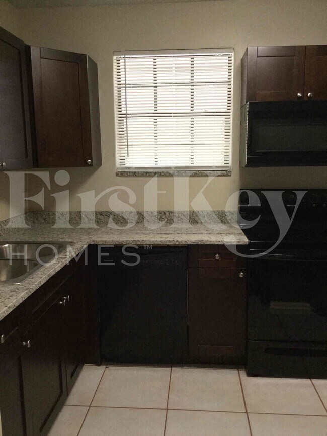 Photo - 1121 NW 23rd Terrace