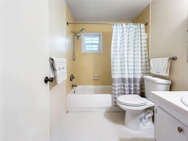 Photo - 1706 Belleair Forest Dr Unit 252