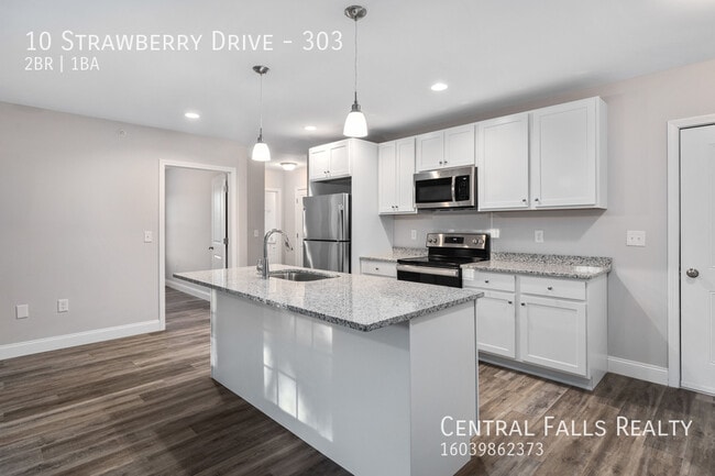 Photo - 10 Strawberry Dr Unit 303