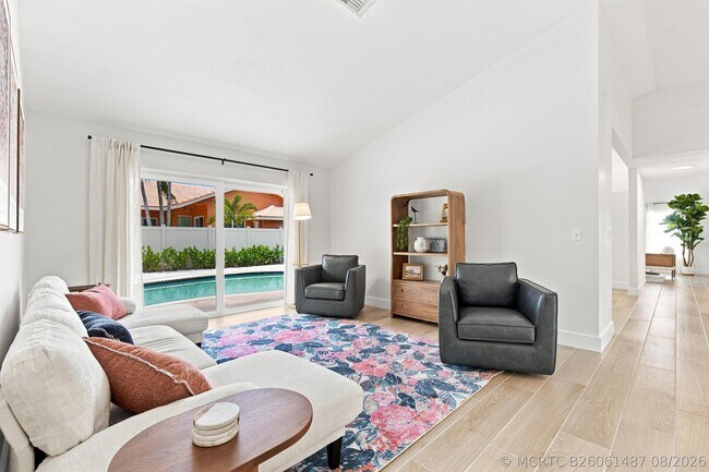 Photo - 1259 Barnstaple Cir