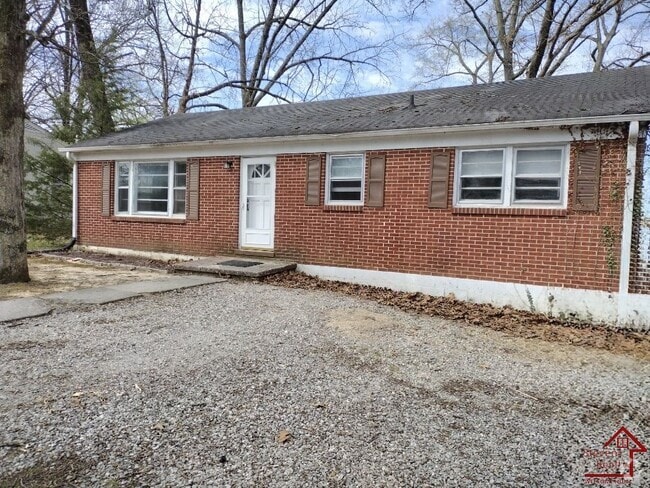 Building Photo - 1338 Woodland Ave Rental