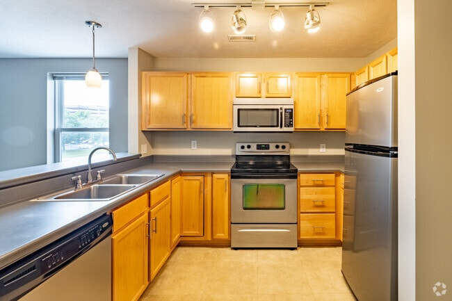 Interior Photo - Capitol Rows Rental