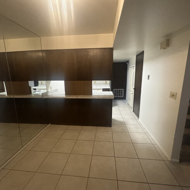 Photo - 2220 E Murray Holladay Rd