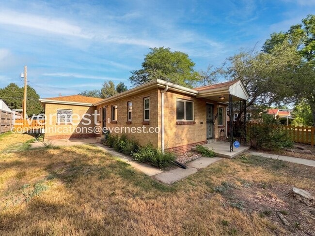 Photo - 2219 Quitman St