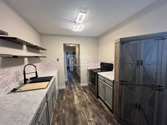 Photo - 615 46th Ave Ct