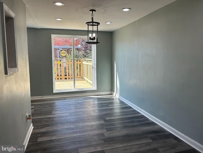 Photo - 522 S 3rd St