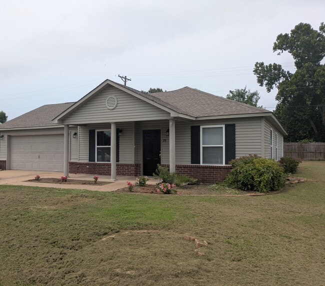 Building Photo - 28 Cypress Ave