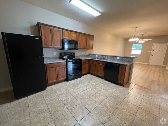 Building Photo - 8116/8118 Arbor Avenue Unit 8116 Rental