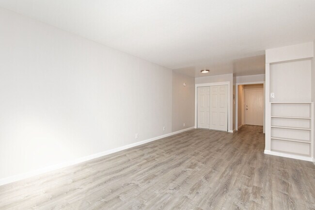 Photo - The Lakemont