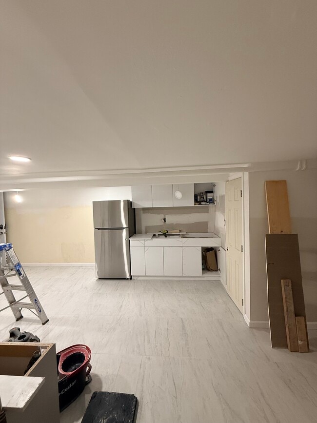 Building Photo - 2068 33rd St Unit Lower Level