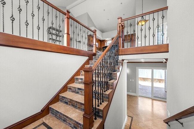 Photo - 2547 Orange Ave