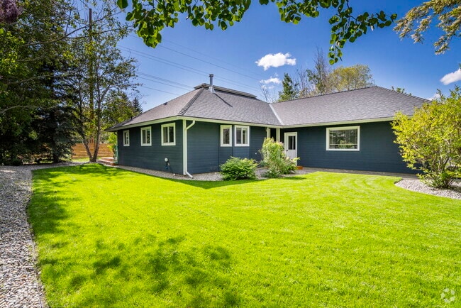 Building Photo - 431 Eureka Dr Rental