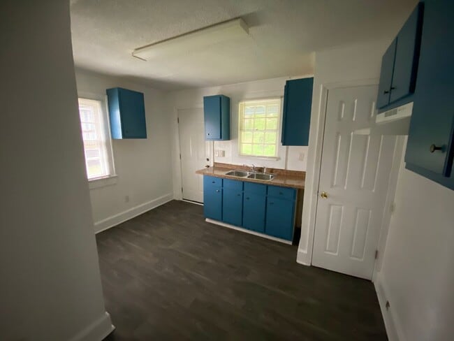 Photo - Bungalow in Gastonia