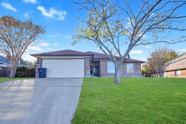 Building Photo - 4408 Shawn Dr