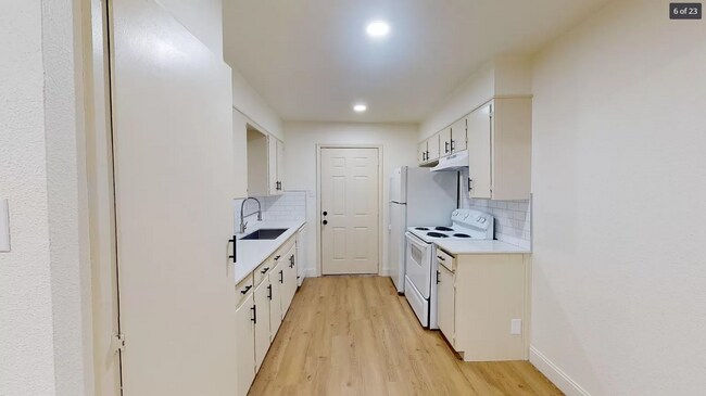 Photo - 614 W Heard St Unidad 1