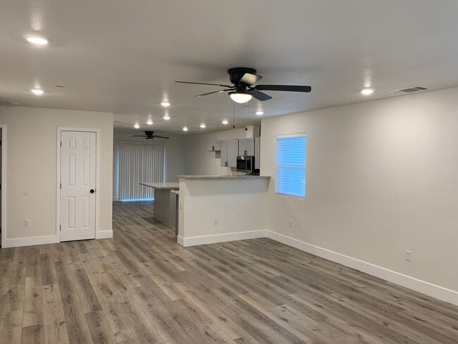 Photo - Mountain escape in Paradise!!