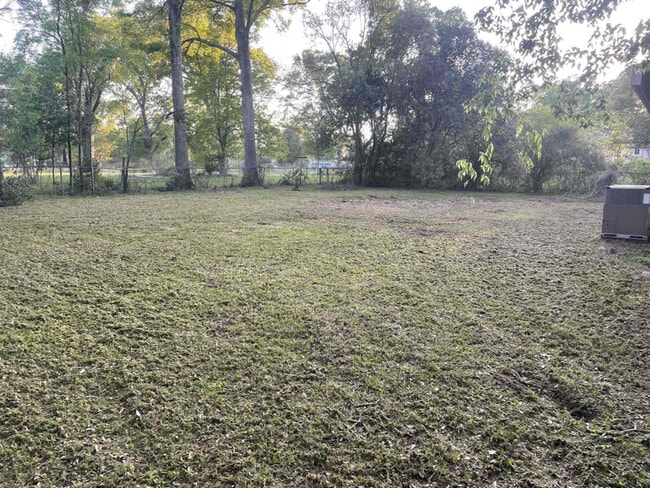 Photo - 404 Cobb Ave