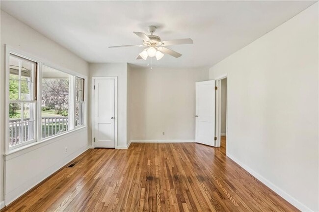 Photo - 1304 Conway Rd