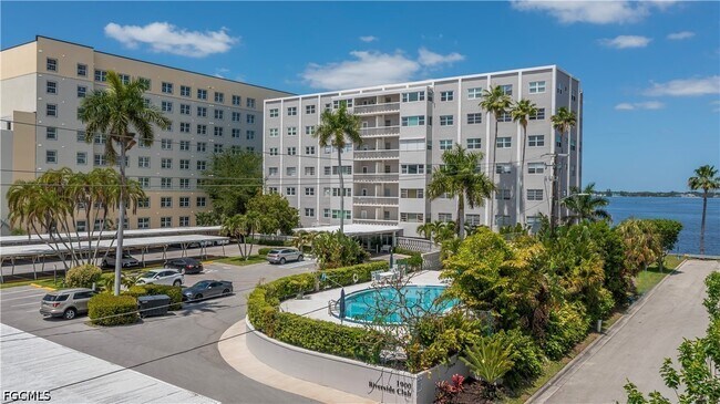 Photo - 1900 Clifford St Unit 506