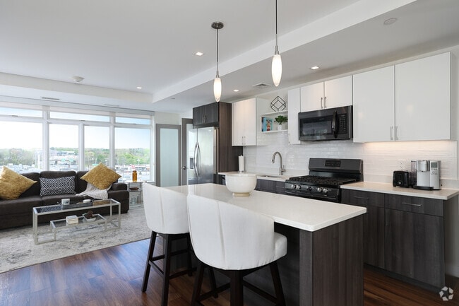 1BR, 1BA - 845SF - Kitchen