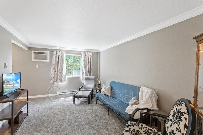 222 N Hutchinson Rd Unit 304