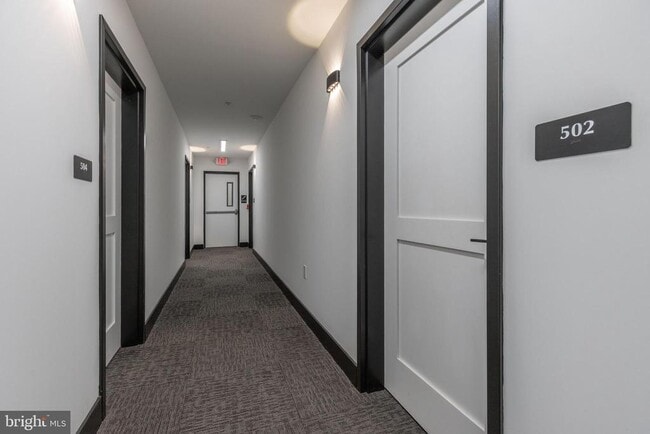 Building Photo - 1519 Ridge Ave Unit 101 Rental