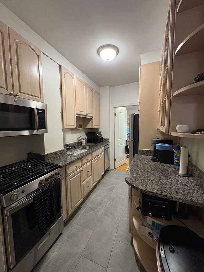 62 West Cedar St Unit 3