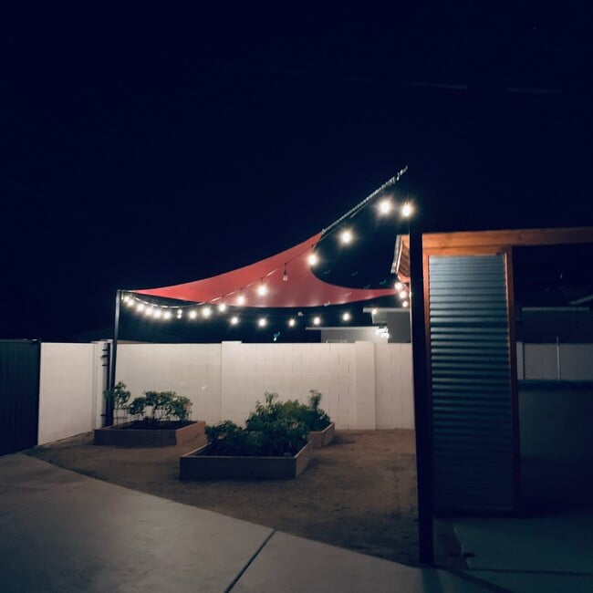 Photo - 8516 E Vernon Ave