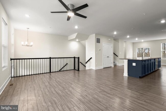 Photo - 304 Sweetbay Rd