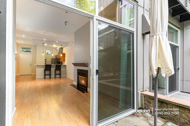 521 7th Ave Unit 104