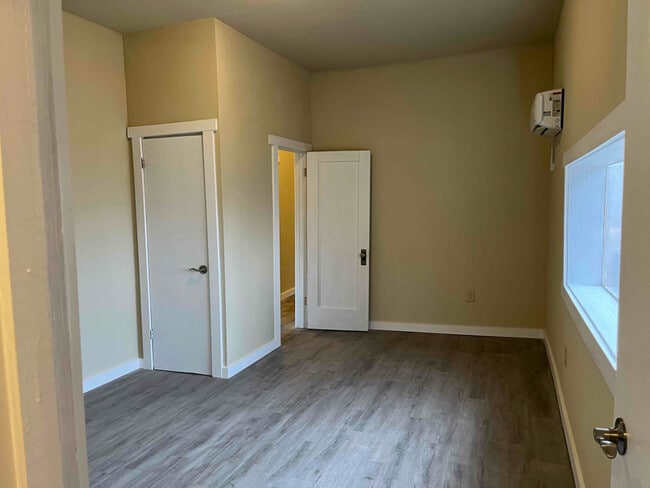 Photo - 159 Wrangler Rd