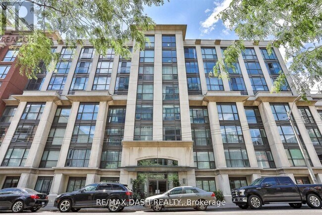 Photo - 18 Beverley St Unit 413